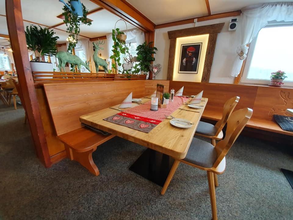 Gasthaus Zum Hirschen Furtwangen Exteriér fotografie